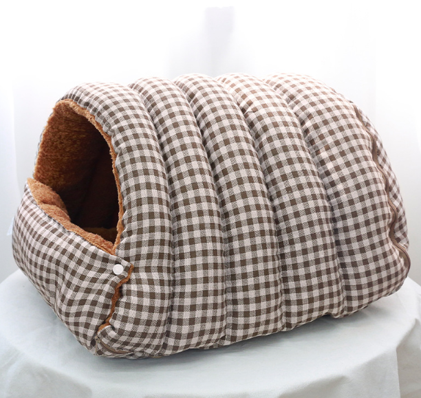 Pet bed, detachable and washable enclosed cat milk-kneeling plush warm sleeping bag